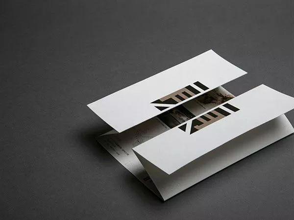 你造么？折頁設計的6種版式  第24張